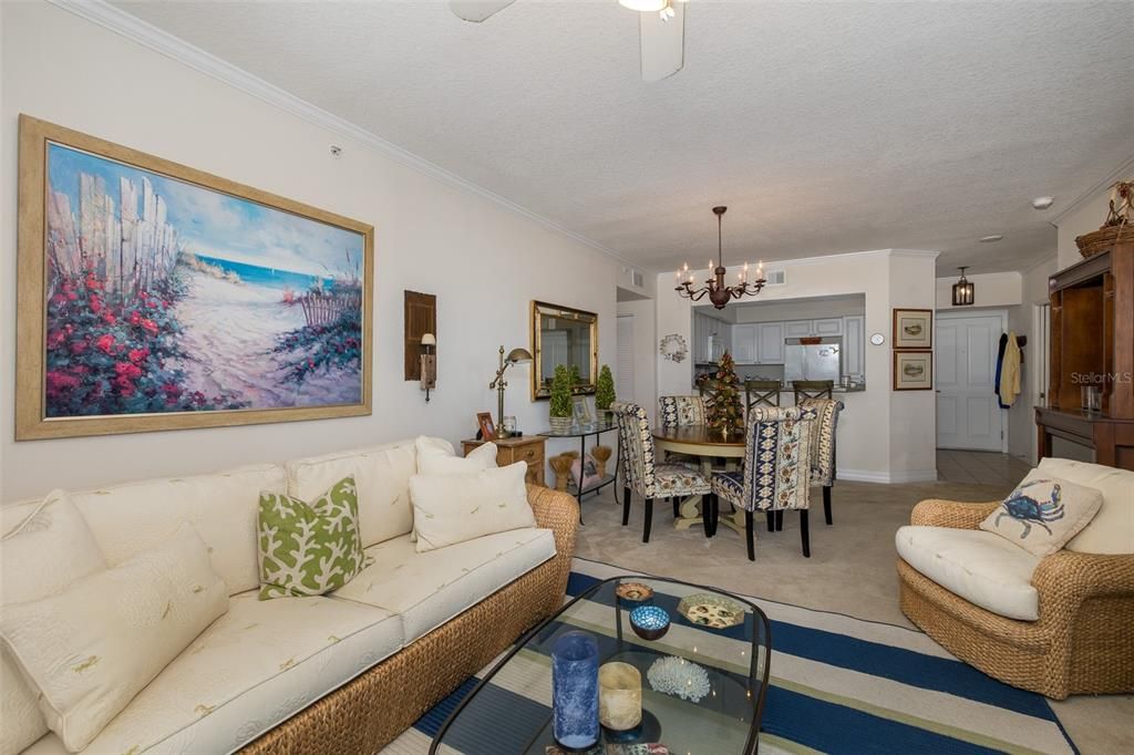 待售: $299,000 (2 贝兹, 2 浴室, 1287 平方英尺)