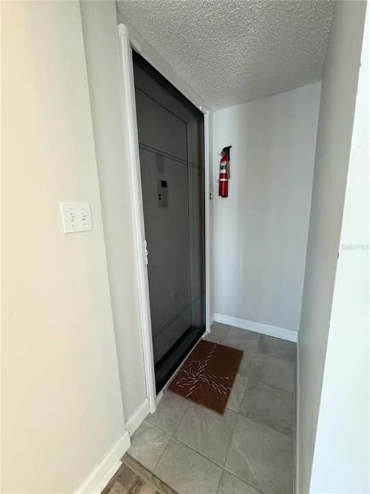 На продажу: $120,000 (1 спален, 1 ванн, 670 Квадратных фут)