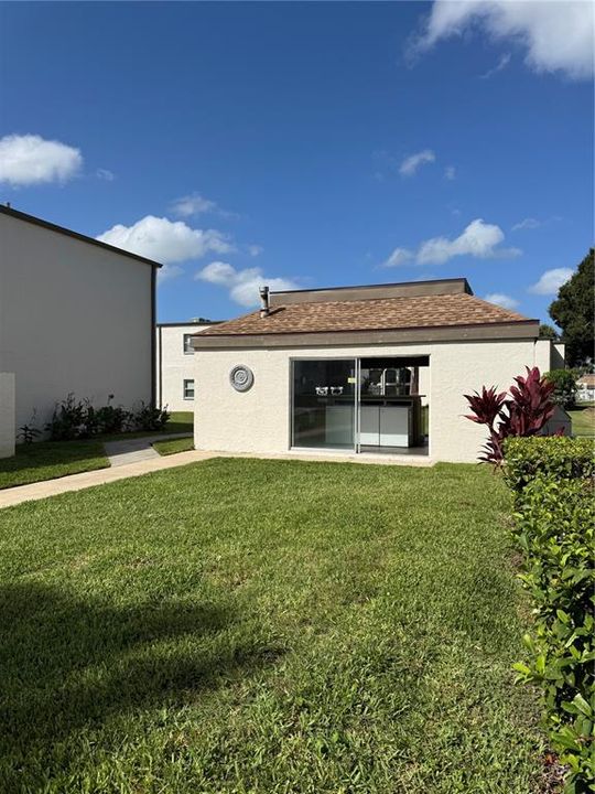 На продажу: $120,000 (1 спален, 1 ванн, 670 Квадратных фут)