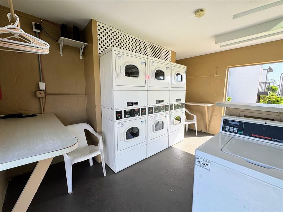 На продажу: $120,000 (1 спален, 1 ванн, 670 Квадратных фут)