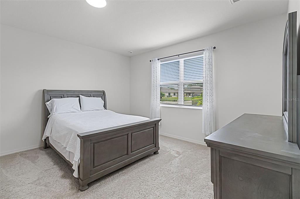 En Venta: $374,900 (4 camas, 2 baños, 2046 Pies cuadrados)