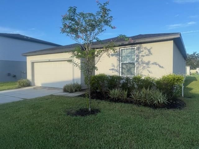 For Sale: $325,000 (3 beds, 2 baths, 1485 Square Feet)