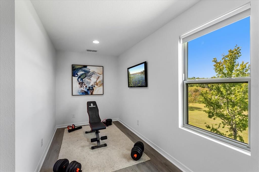 For Sale: $1,095,000 (7 beds, 5 baths, 5106 Square Feet)