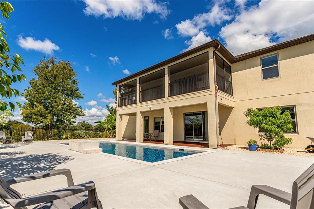 For Sale: $1,095,000 (7 beds, 5 baths, 5106 Square Feet)