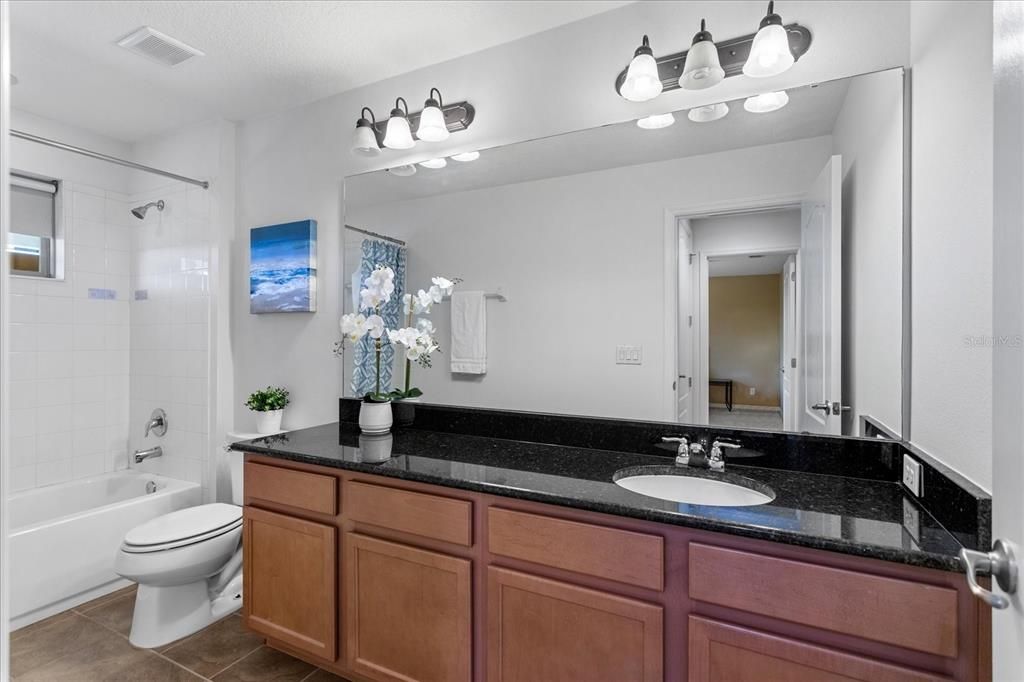 For Sale: $1,095,000 (7 beds, 5 baths, 5106 Square Feet)