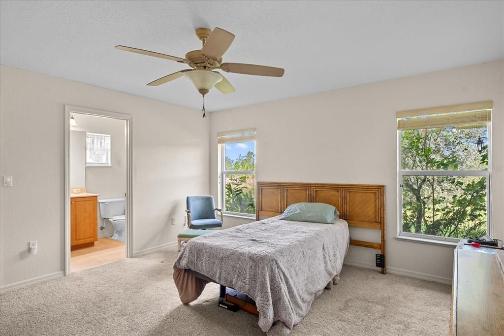 For Sale: $499,900 (3 beds, 2 baths, 1324 Square Feet)