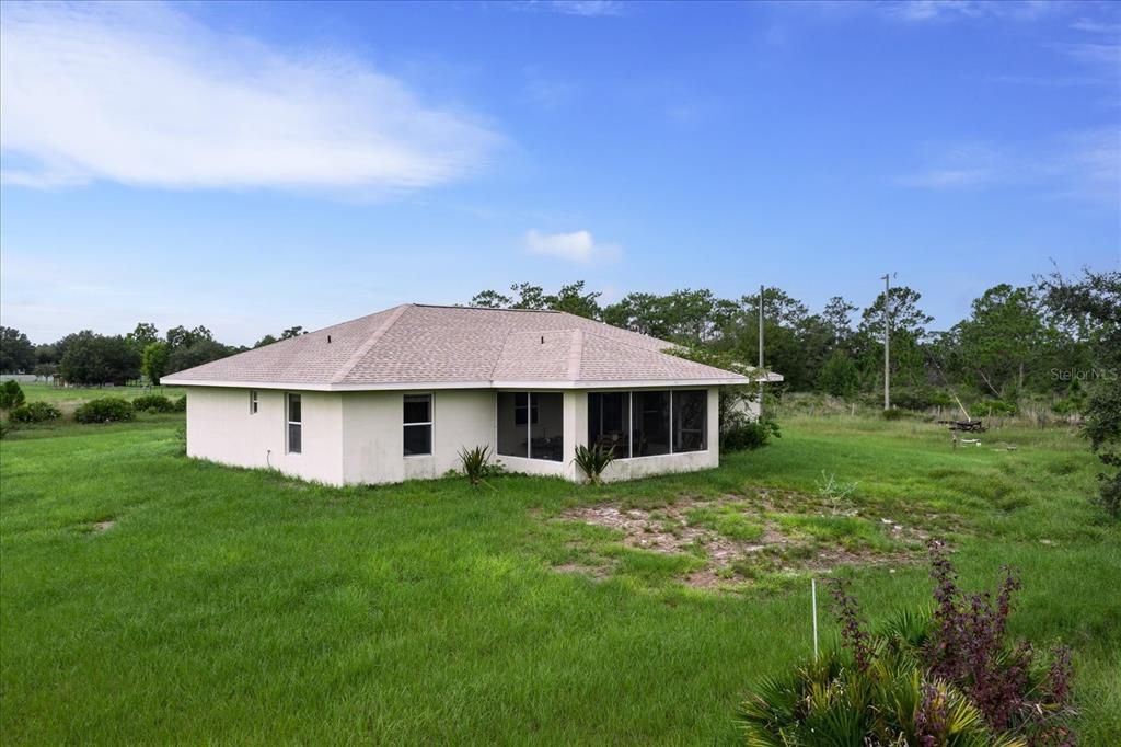 For Sale: $499,900 (3 beds, 2 baths, 1324 Square Feet)