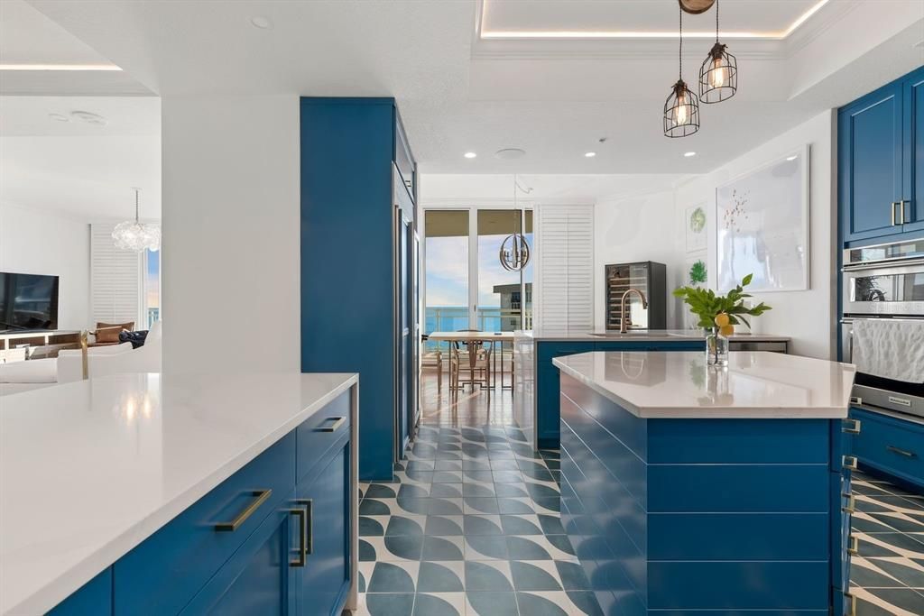 В аренду: $28,000 (3 спален, 3 ванн, 3302 Квадратных фут)