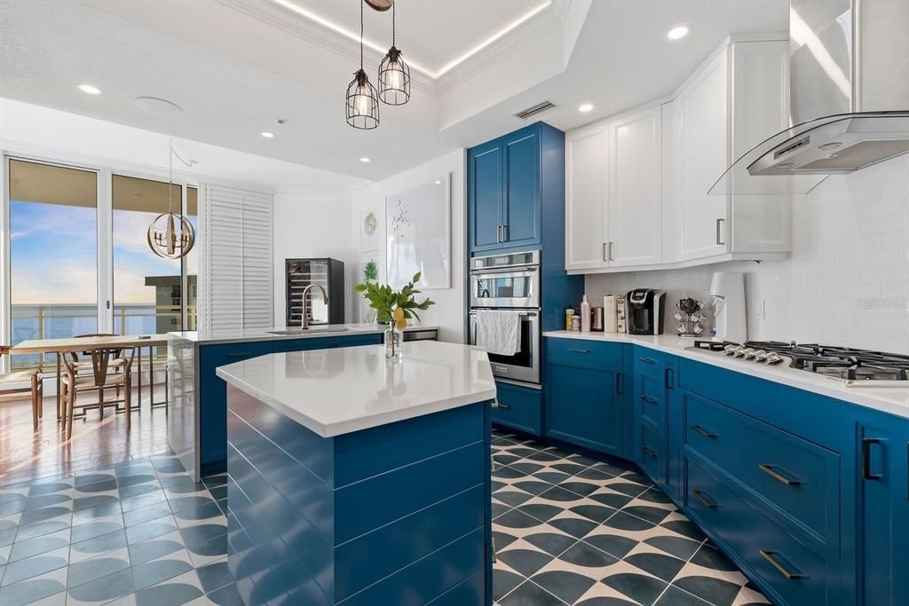 В аренду: $28,000 (3 спален, 3 ванн, 3302 Квадратных фут)