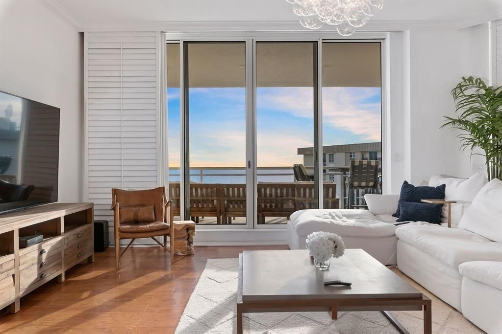 В аренду: $28,000 (3 спален, 3 ванн, 3302 Квадратных фут)