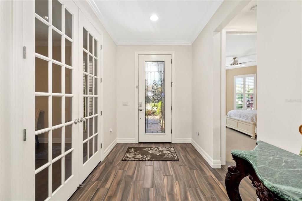 Activo con contrato: $899,000 (4 camas, 4 baños, 3691 Pies cuadrados)