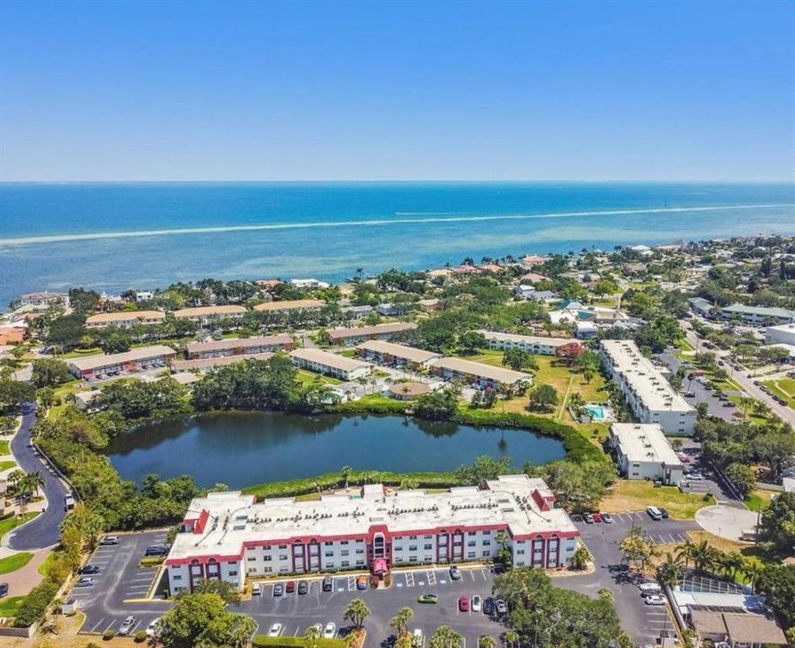 Activo con contrato: $109,900 (2 camas, 1 baños, 905 Pies cuadrados)