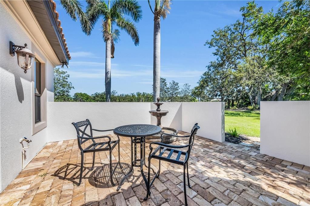 For Rent: $13,500 (4 beds, 4 baths, 5726 Square Feet)