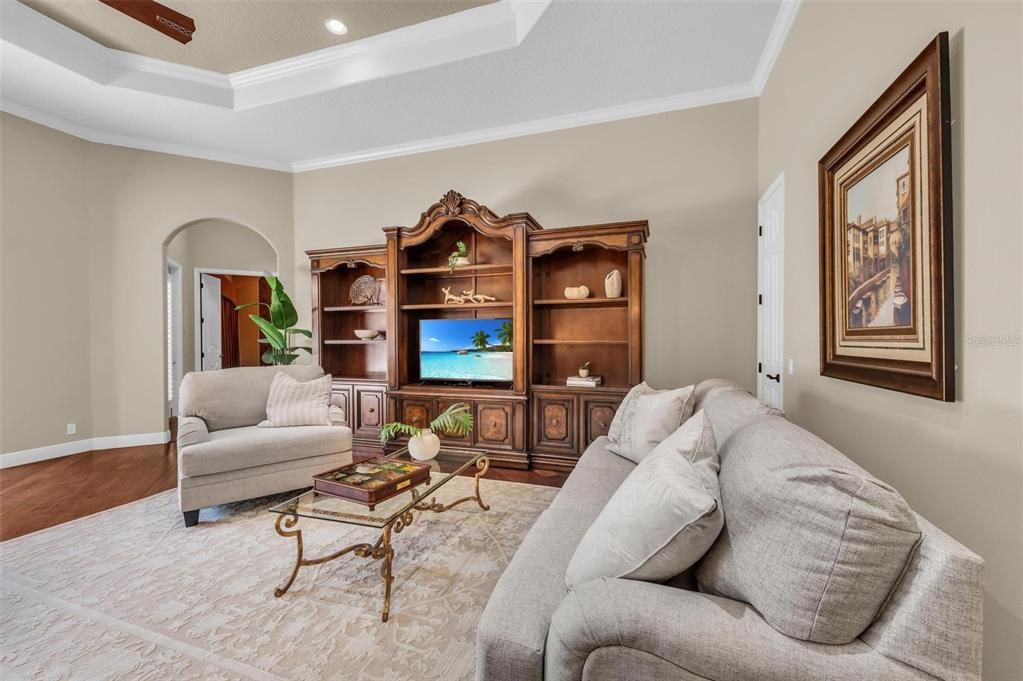 For Rent: $13,500 (4 beds, 4 baths, 5726 Square Feet)