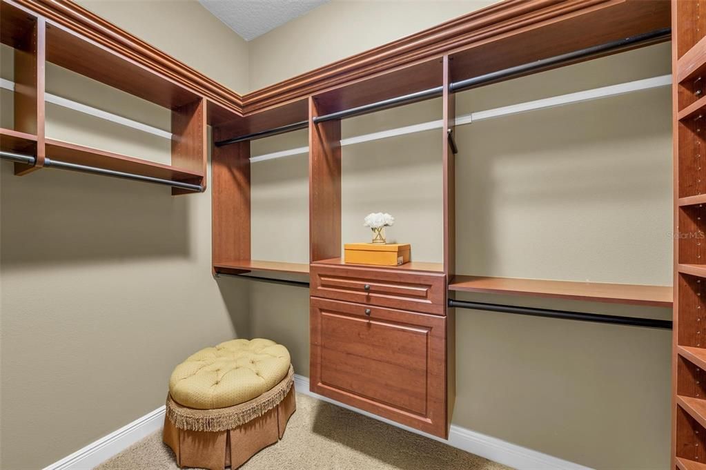 For Rent: $13,500 (4 beds, 4 baths, 5726 Square Feet)