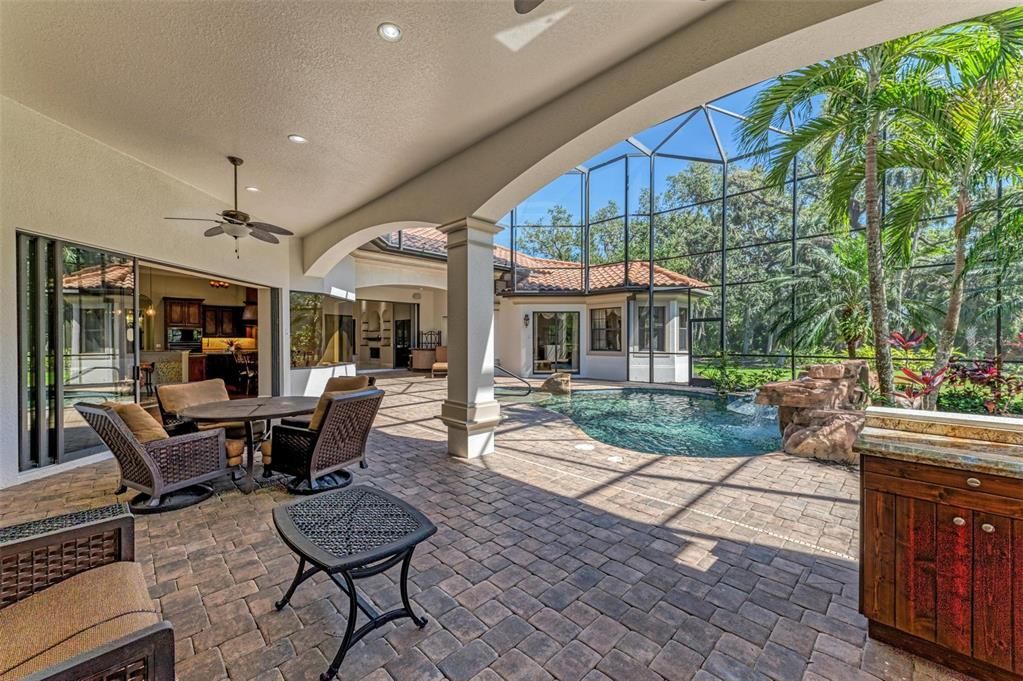 For Rent: $13,500 (4 beds, 4 baths, 5726 Square Feet)