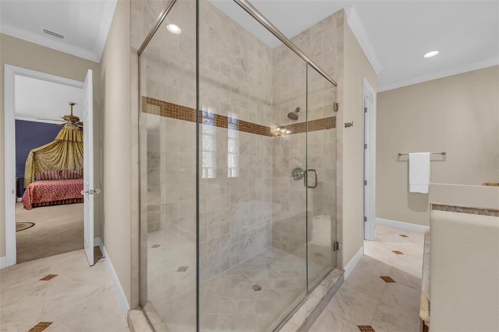 For Rent: $13,500 (4 beds, 4 baths, 5726 Square Feet)