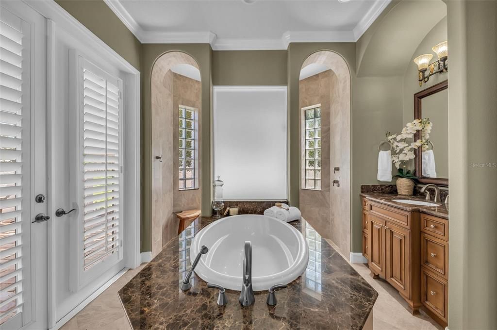 For Rent: $13,500 (4 beds, 4 baths, 5726 Square Feet)