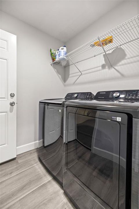 Active With Contract: $219,000 (3 beds, 2 baths, 1130 Square Feet)