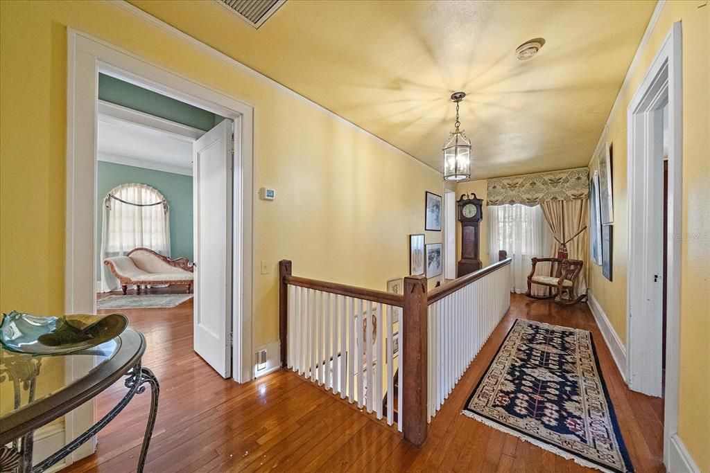 For Sale: $2,000,000 (6 beds, 5 baths, 4512 Square Feet)