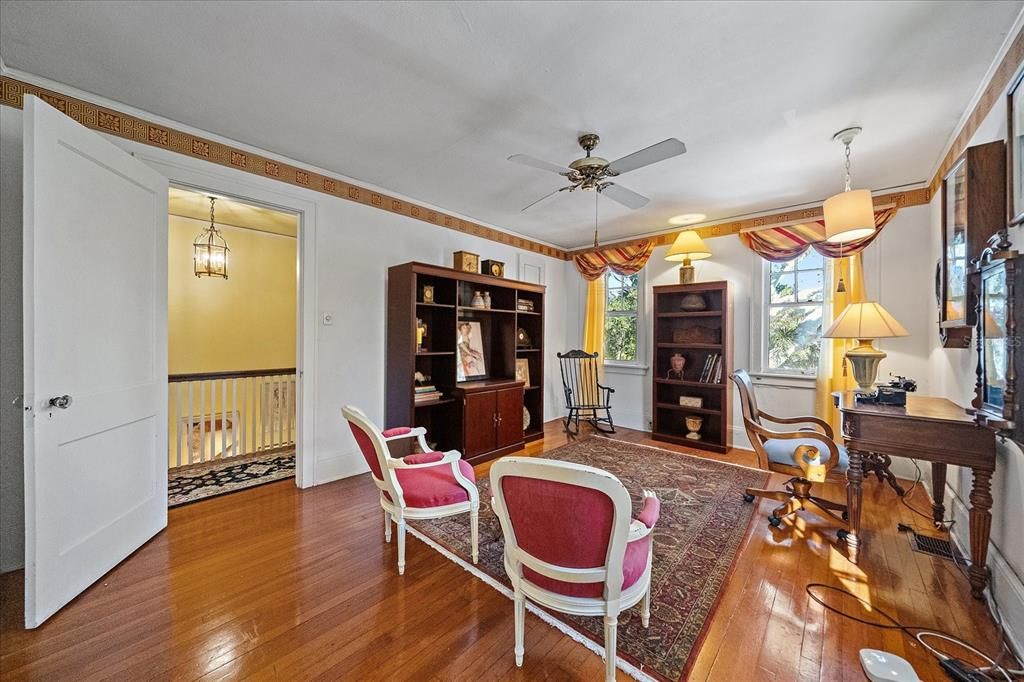 For Sale: $2,000,000 (6 beds, 5 baths, 4512 Square Feet)