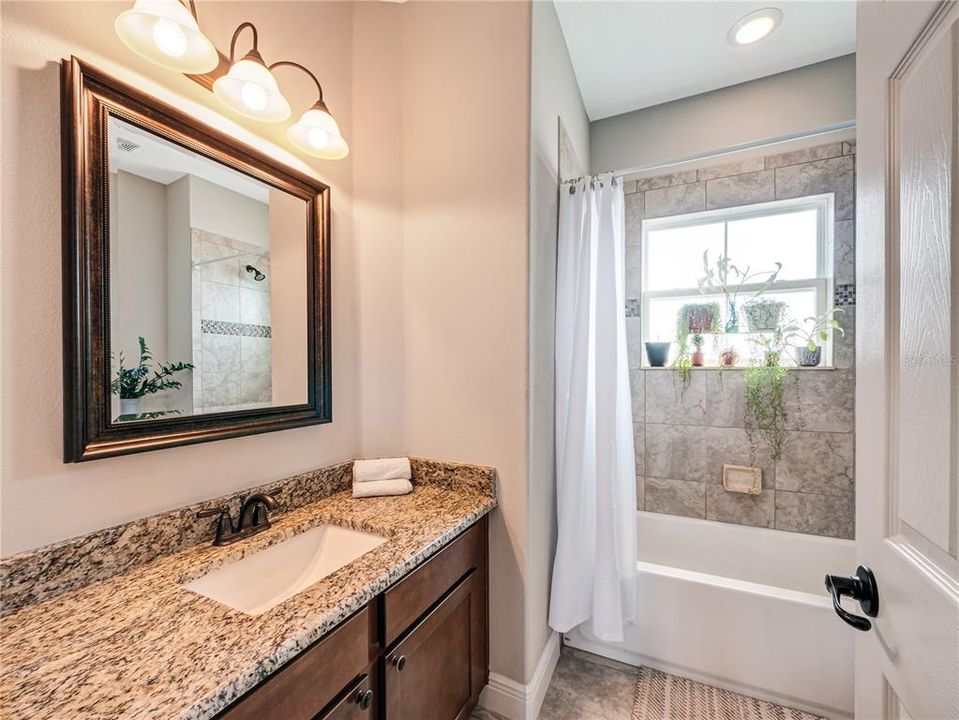 En Venta: $349,900 (3 camas, 2 baños, 1830 Pies cuadrados)