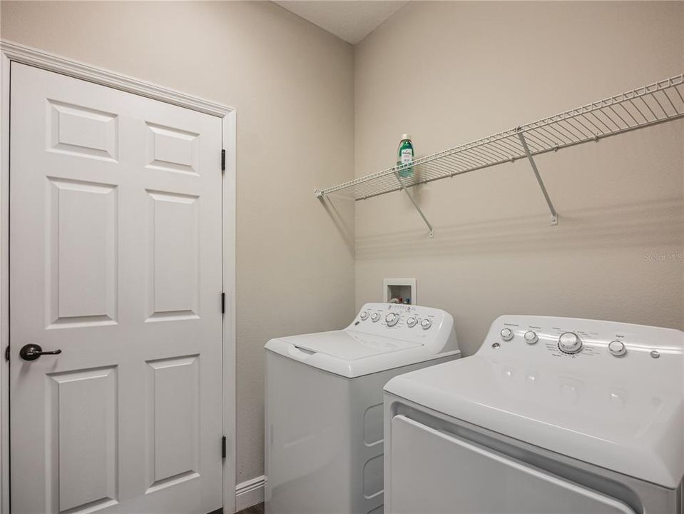 En Venta: $349,900 (3 camas, 2 baños, 1830 Pies cuadrados)