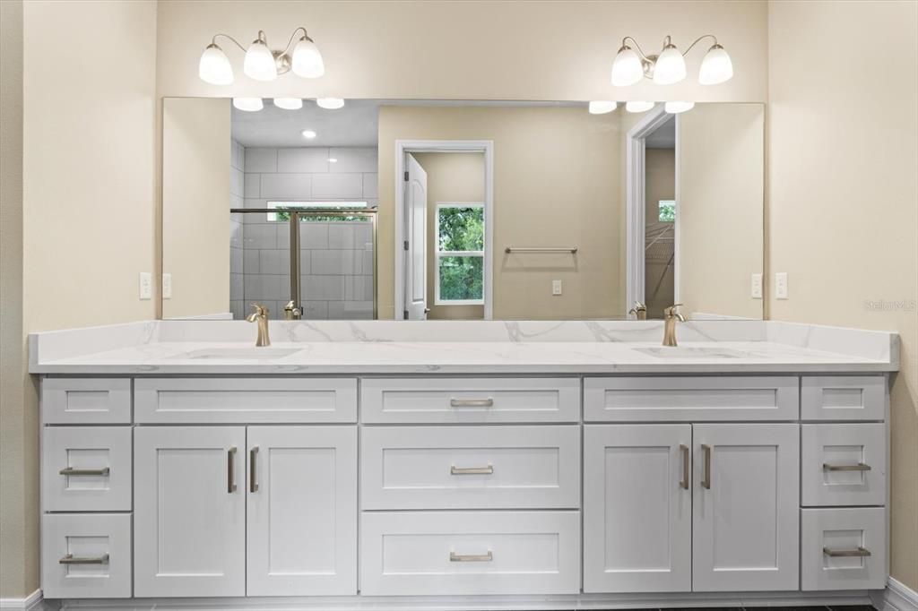 Active With Contract: $475,000 (4 beds, 3 baths, 2478 Square Feet)