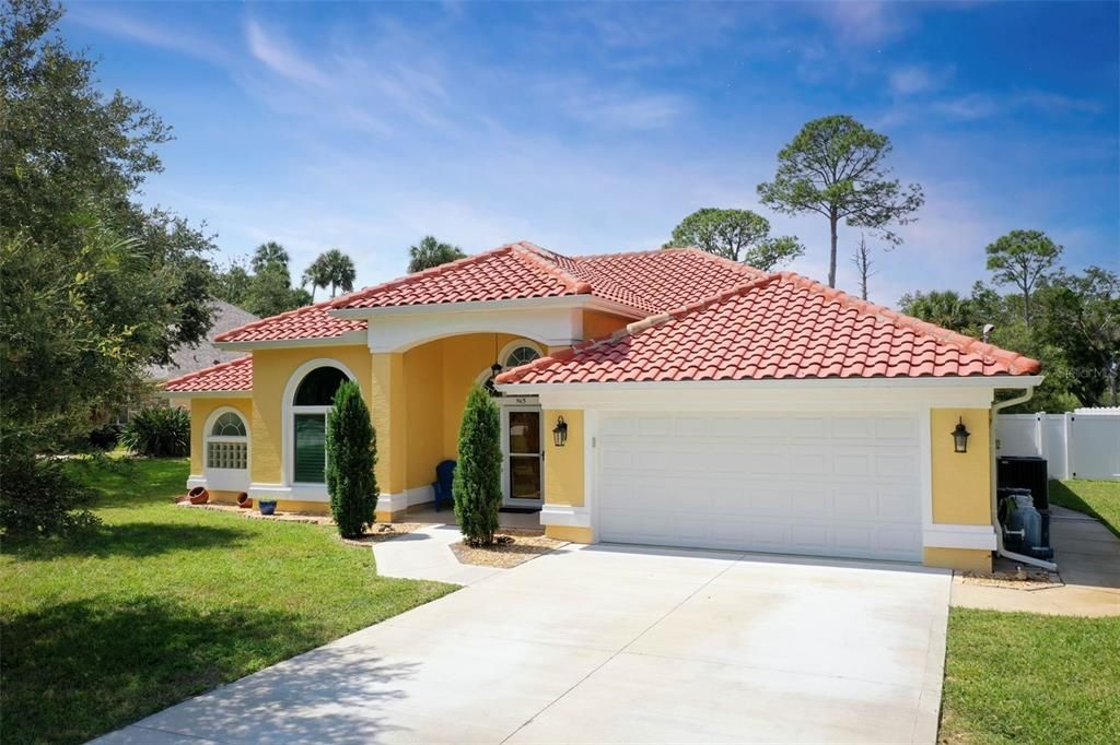 待售: $625,000 (3 贝兹, 2 浴室, 2158 平方英尺)