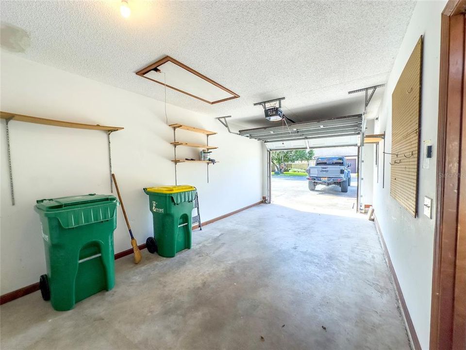 For Sale: $275,000 (2 beds, 2 baths, 1408 Square Feet)