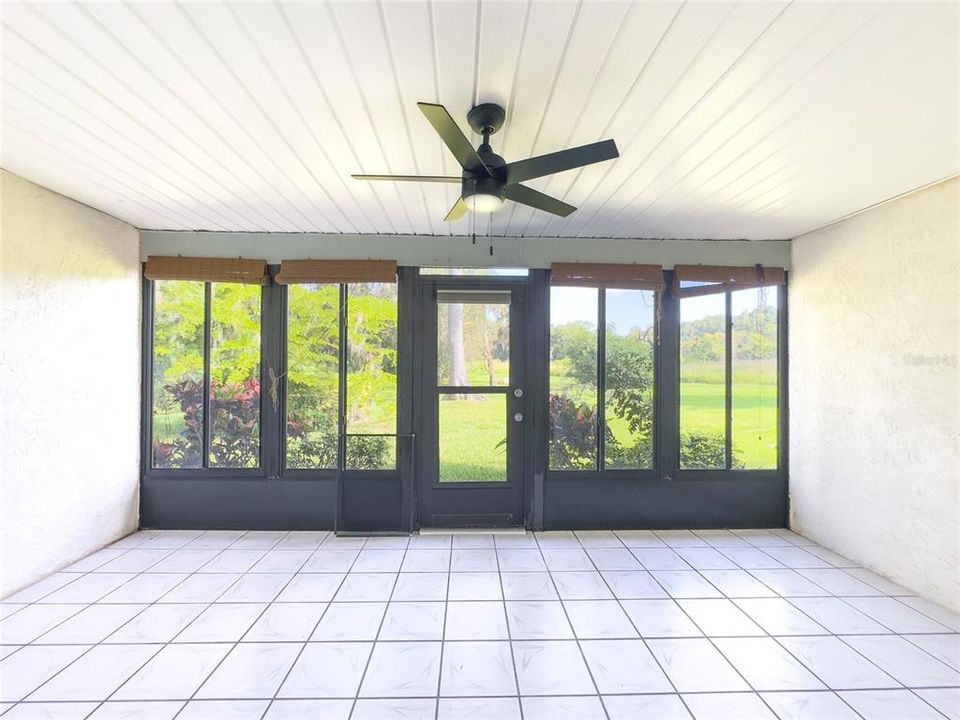 For Sale: $275,000 (2 beds, 2 baths, 1408 Square Feet)