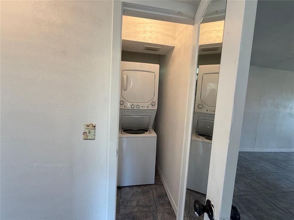 For Sale: $135,000 (2 beds, 1 baths, 680 Square Feet)