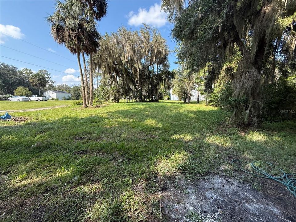 For Sale: $135,000 (2 beds, 1 baths, 680 Square Feet)