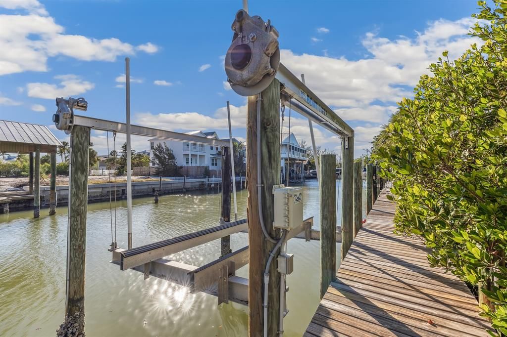 待售: $5,995,000 (5 贝兹, 5 浴室, 5036 平方英尺)