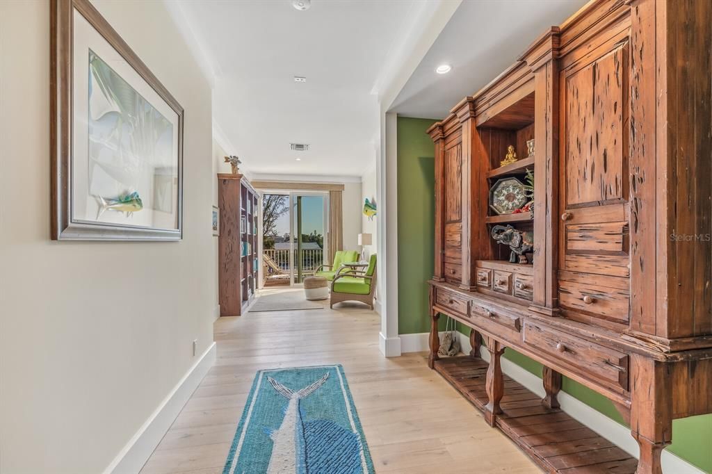 待售: $5,995,000 (5 贝兹, 5 浴室, 5036 平方英尺)