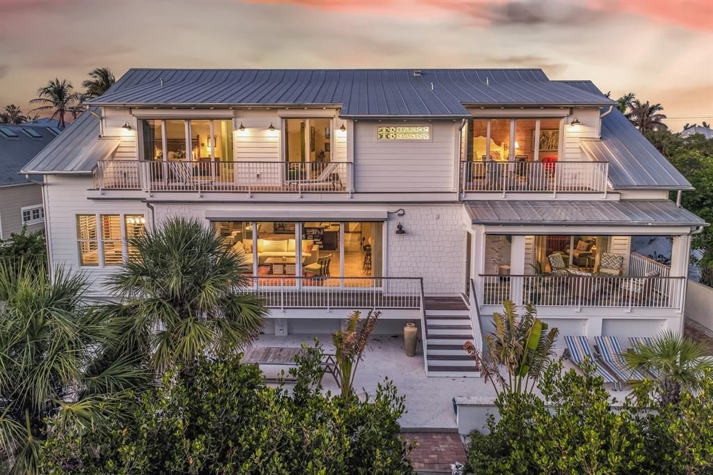 待售: $5,995,000 (5 贝兹, 5 浴室, 5036 平方英尺)