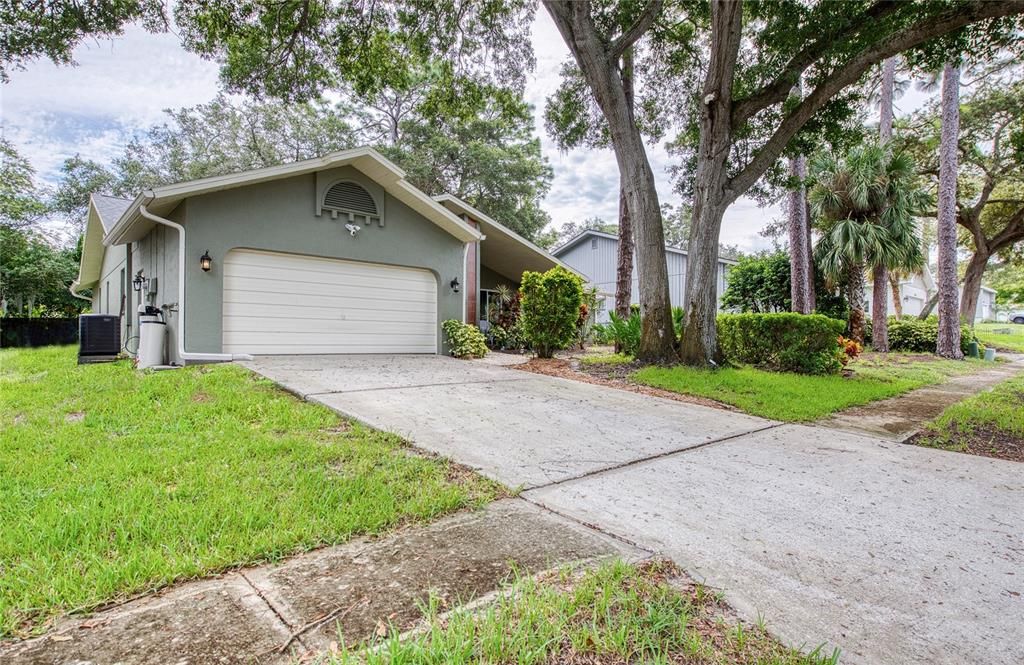 Recently Rented: $3,150 (3 beds, 2 baths, 1896 Square Feet)