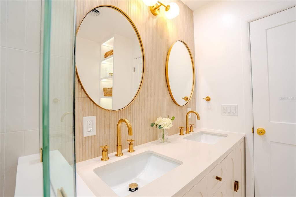 Active With Contract: $875,000 (4 beds, 3 baths, 2767 Square Feet)