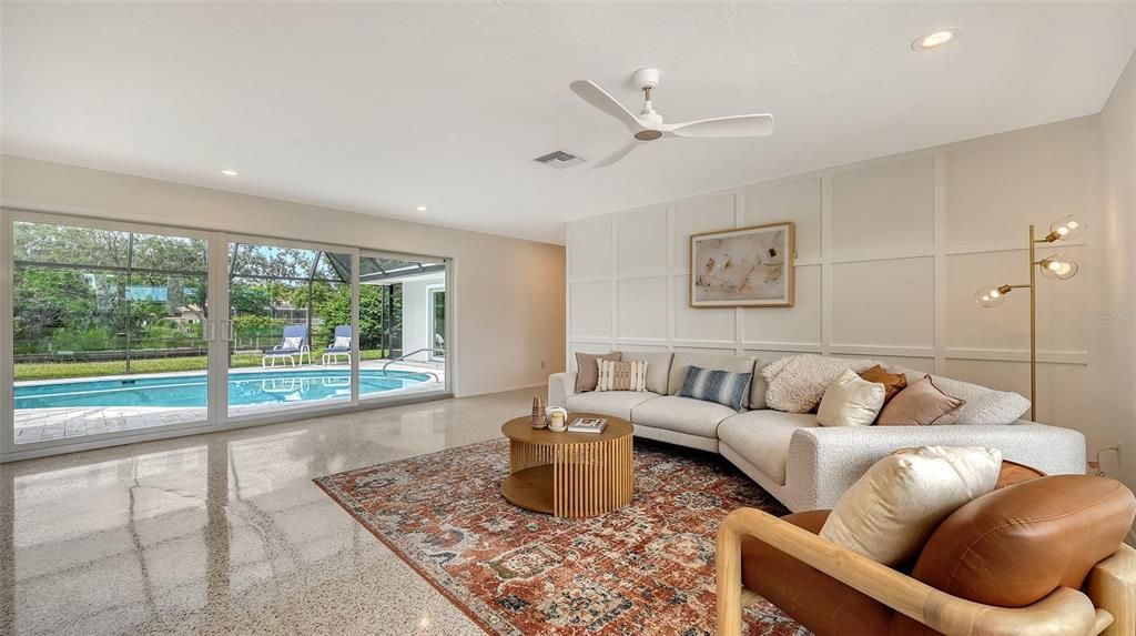 Active With Contract: $875,000 (4 beds, 3 baths, 2767 Square Feet)