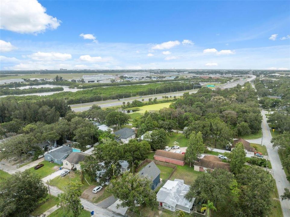 Active With Contract: $639,900 (5 beds, 4 baths, 2573 Square Feet)