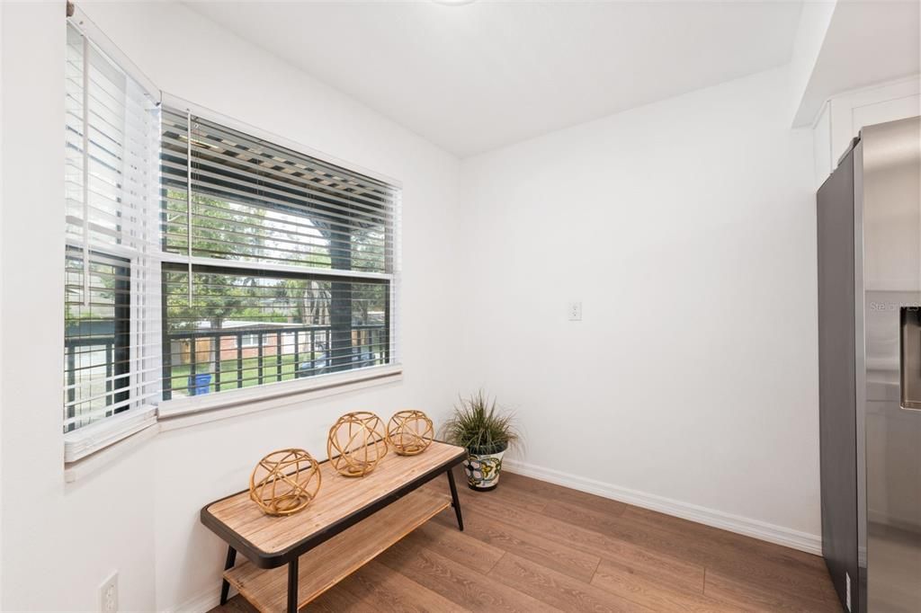 Active With Contract: $639,900 (5 beds, 4 baths, 2573 Square Feet)