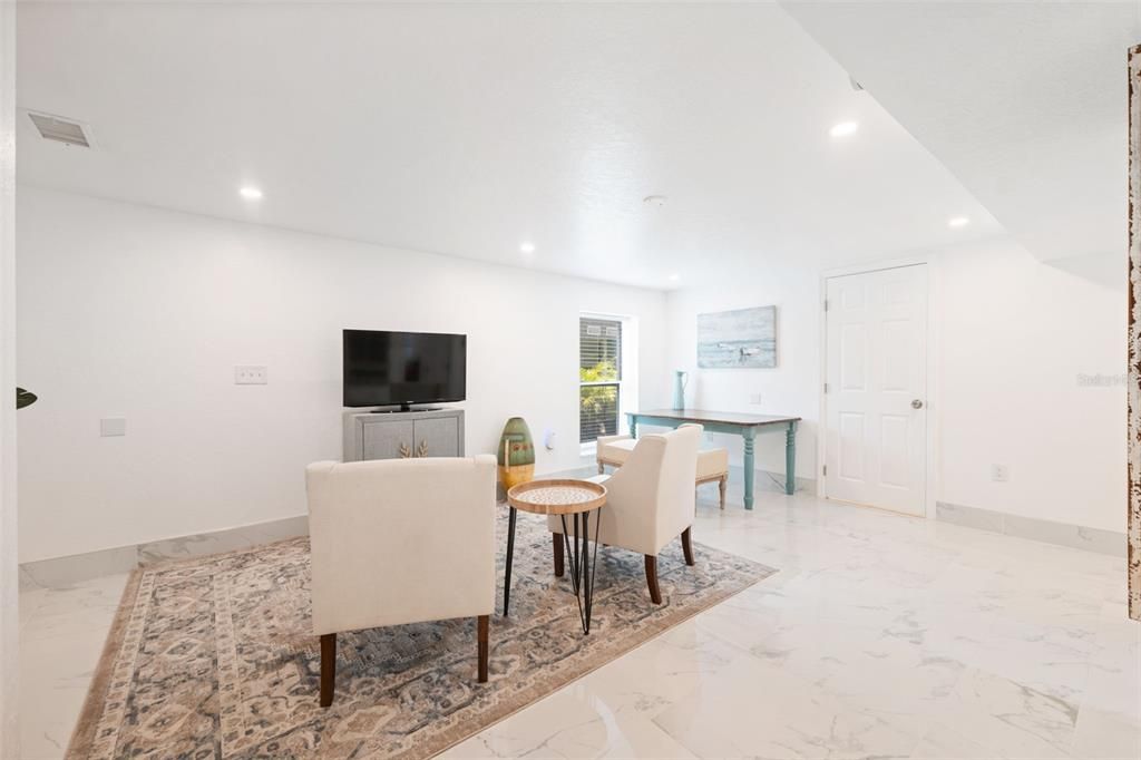 Active With Contract: $639,900 (5 beds, 4 baths, 2573 Square Feet)