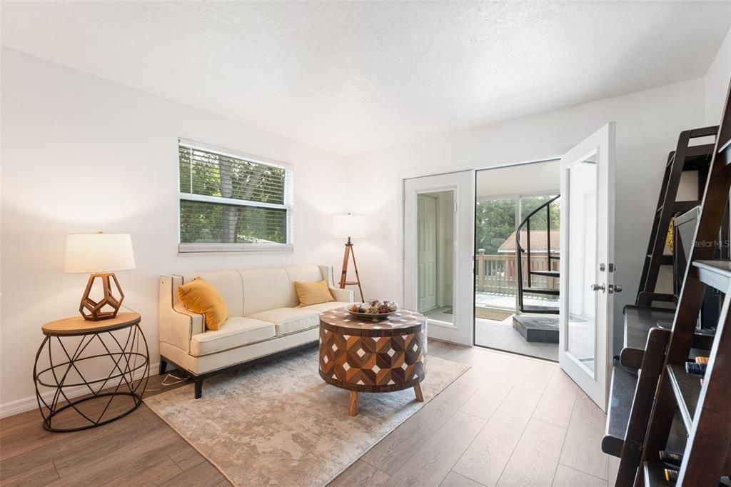 Active With Contract: $639,900 (5 beds, 4 baths, 2573 Square Feet)