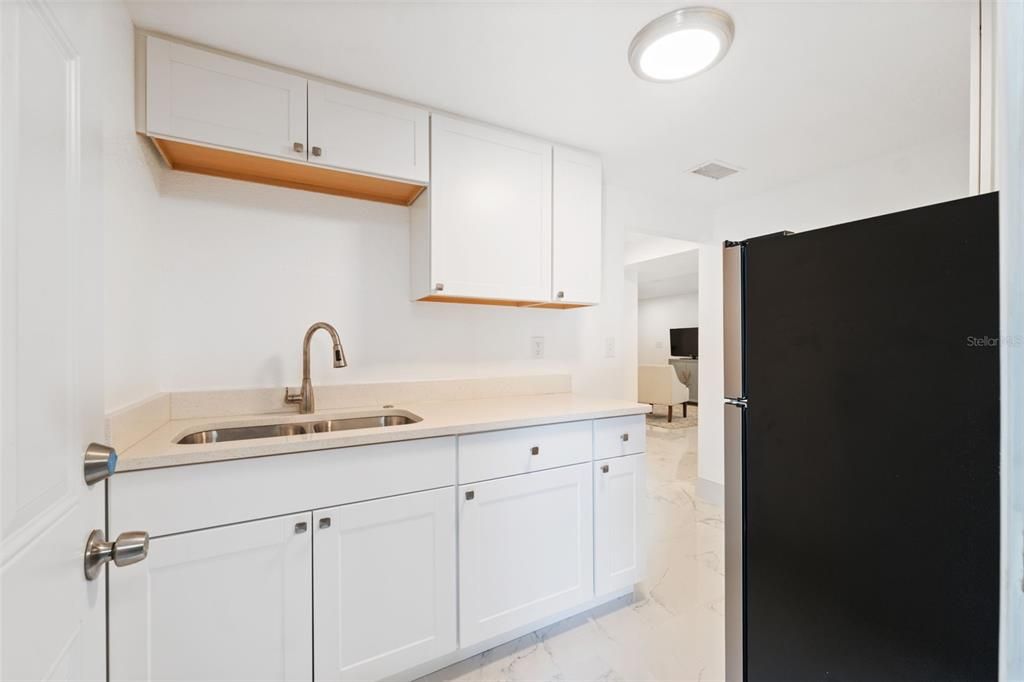 Active With Contract: $639,900 (5 beds, 4 baths, 2573 Square Feet)