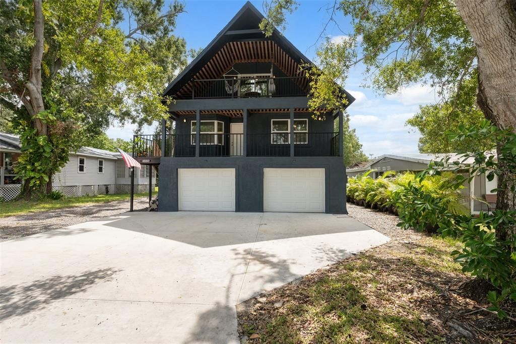 Active With Contract: $639,900 (5 beds, 4 baths, 2573 Square Feet)