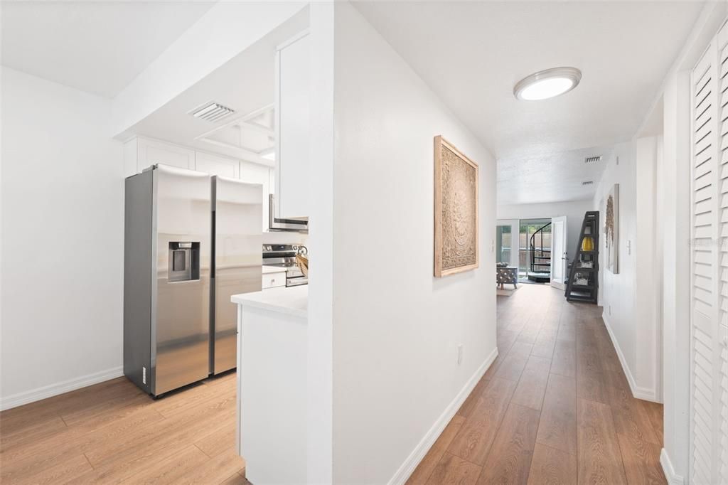 Active With Contract: $639,900 (5 beds, 4 baths, 2573 Square Feet)