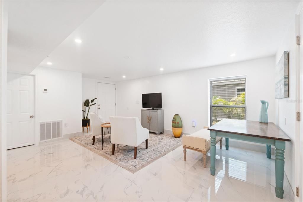 Active With Contract: $639,900 (5 beds, 4 baths, 2573 Square Feet)