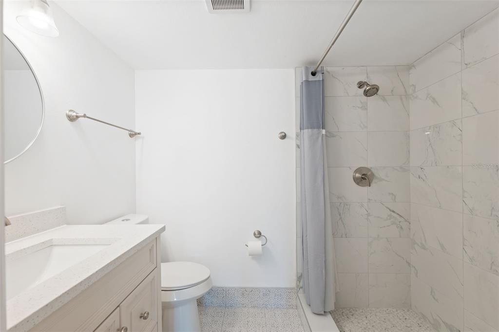 Active With Contract: $639,900 (5 beds, 4 baths, 2573 Square Feet)