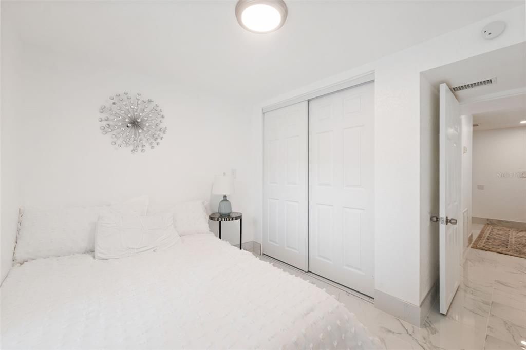 Active With Contract: $639,900 (5 beds, 4 baths, 2573 Square Feet)