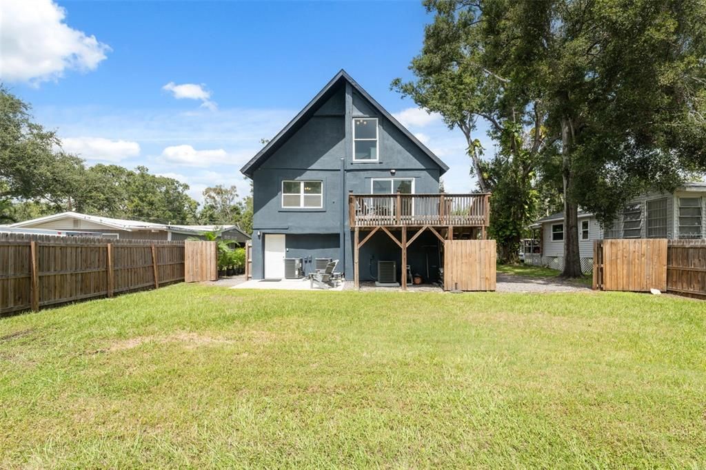 Active With Contract: $639,900 (5 beds, 4 baths, 2573 Square Feet)